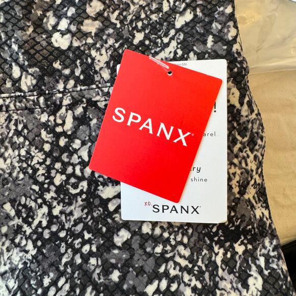 NWT Spanx Faux Leather Snake Shine Leggings - Size S/P - Picture 5 of 8